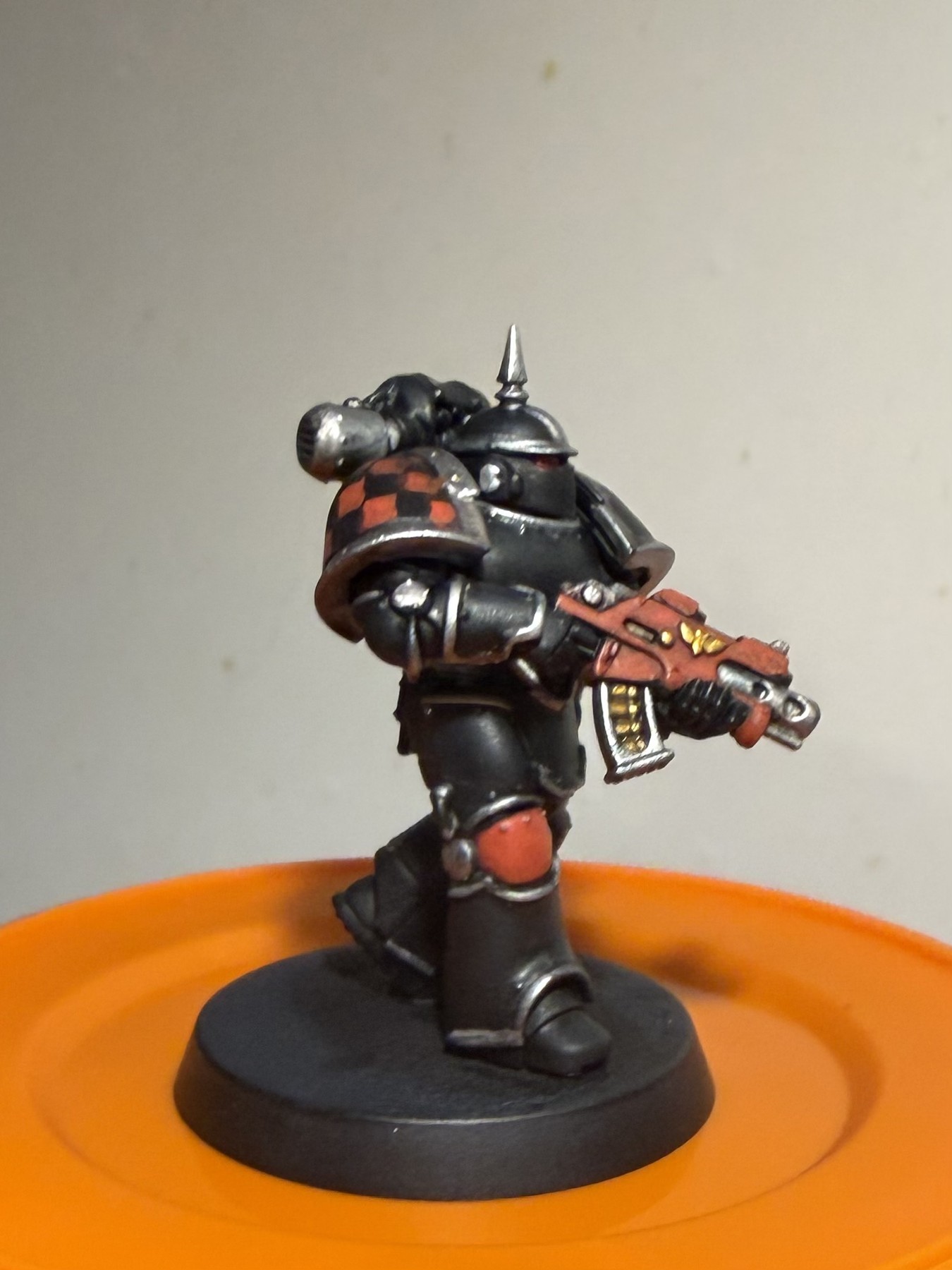 Checkers + heraldry — reference view 1
