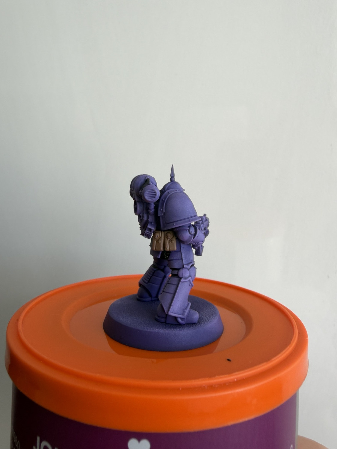 Step 5: Emperor's Children Mk III miniature with Matt Black structure — reference view 3