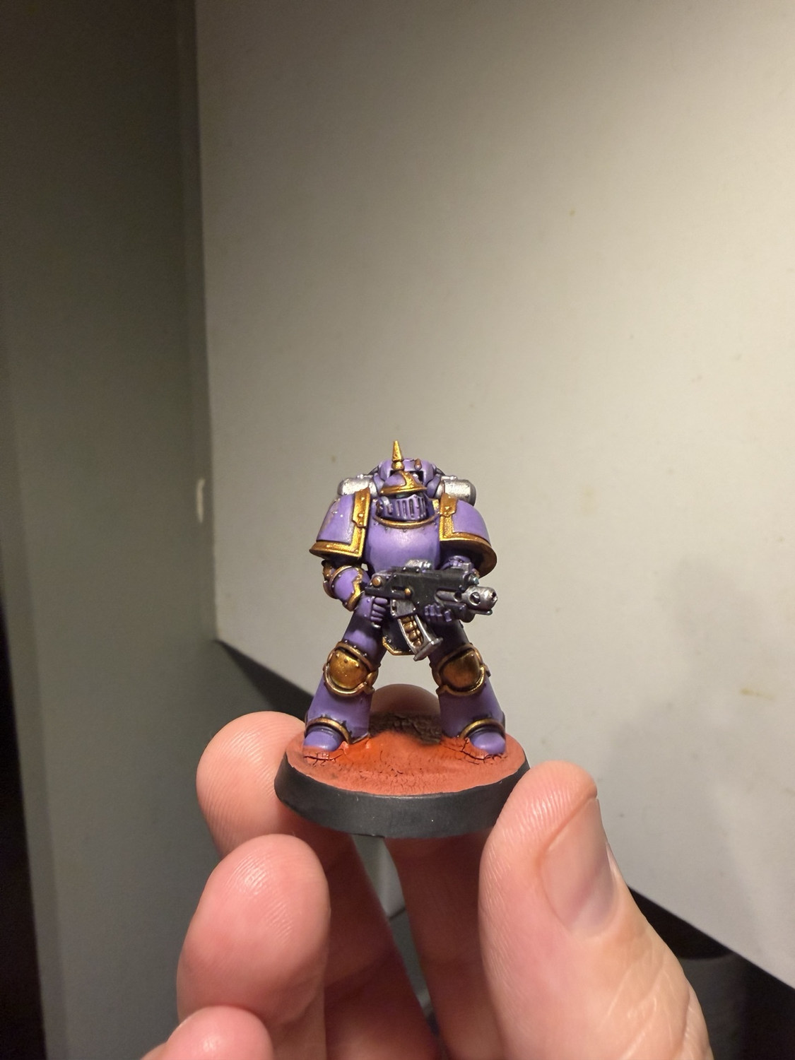 Step 13: Emperor's Children Mk III miniature with Legion marking and Martian Earth base — reference view 1