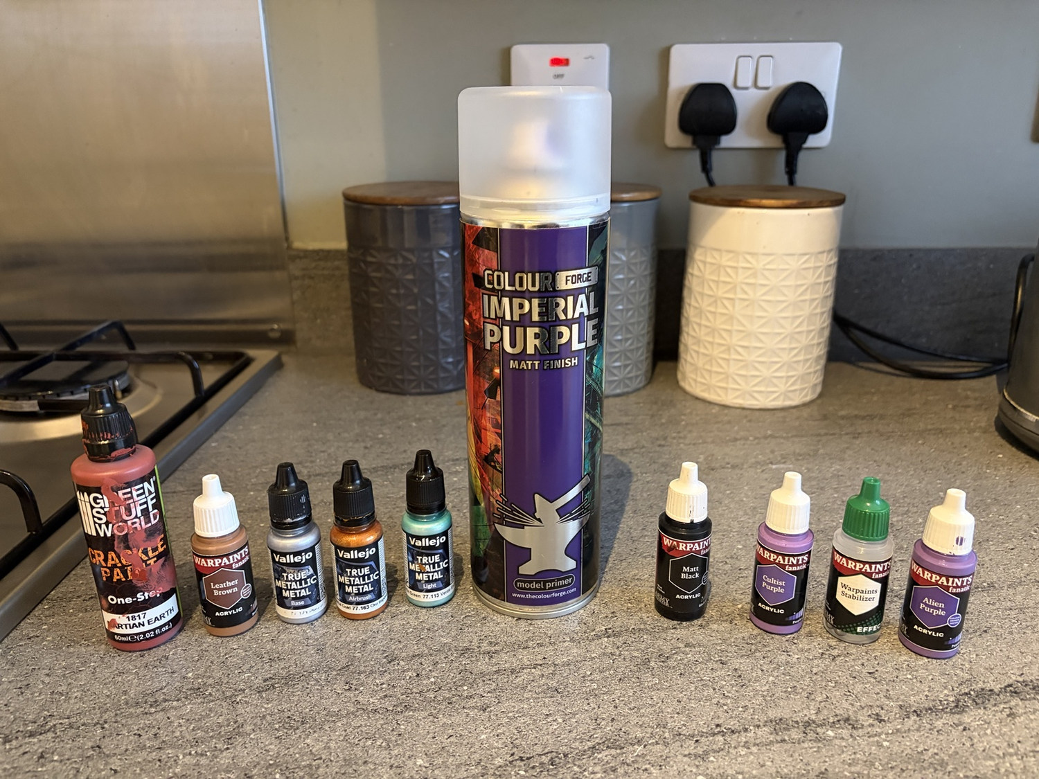 Paints and supplies for the Emperor's Children recipe — reference view 1